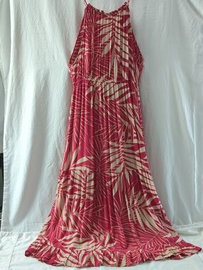 Roxy Step To Joy Magenta Pink Tropical Floral Halter Maxi Dress Medium ARJWD0348